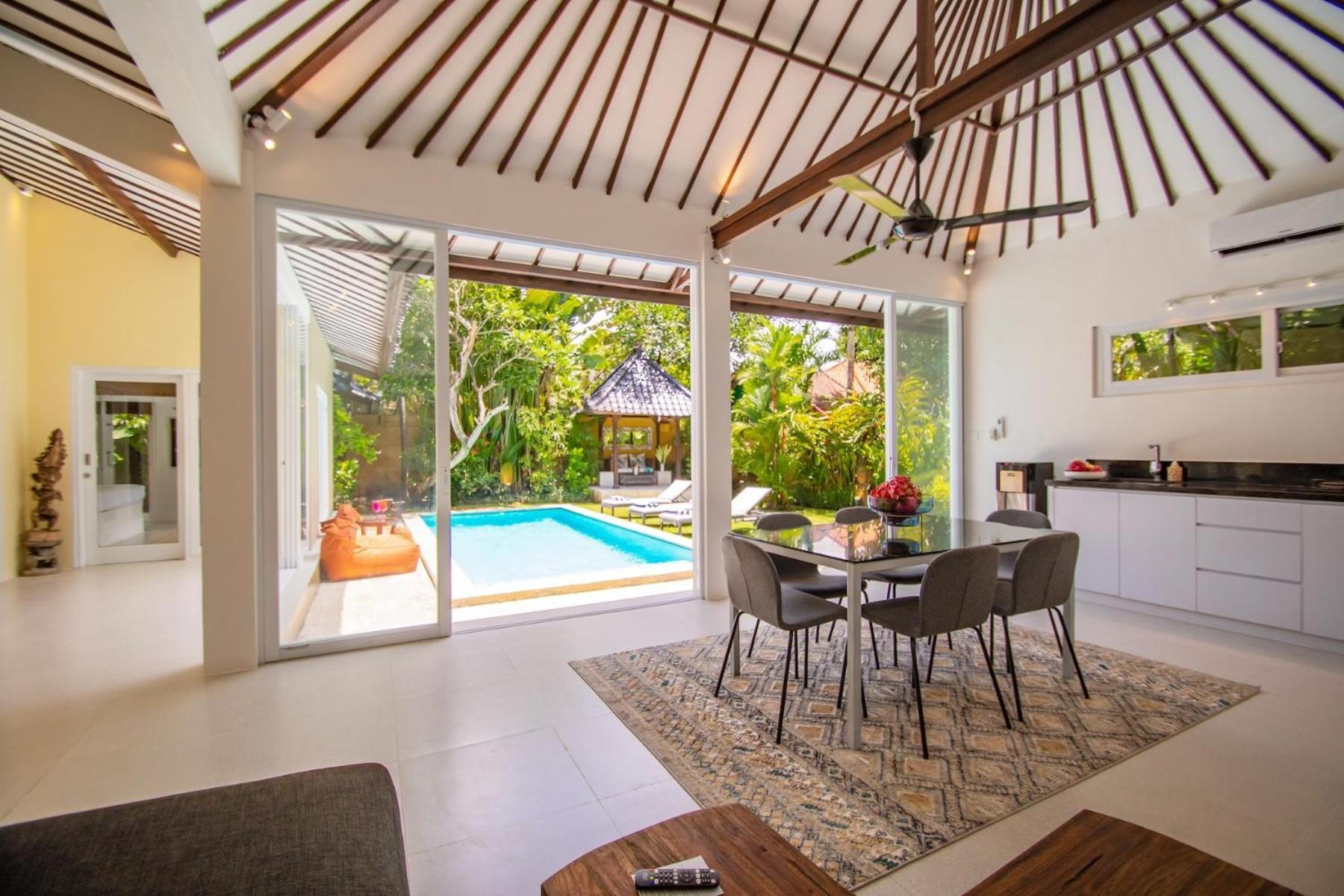 Villa Sitara, Sitara Villa Group スミニャック エクステリア 写真