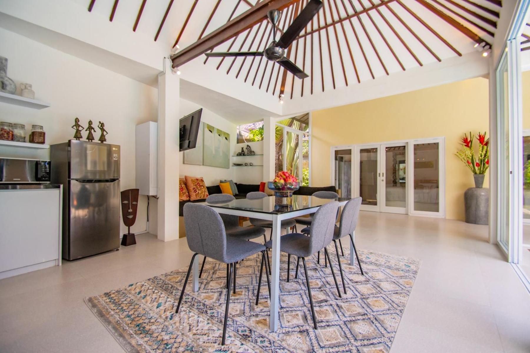 Villa Sitara, Sitara Villa Group スミニャック エクステリア 写真