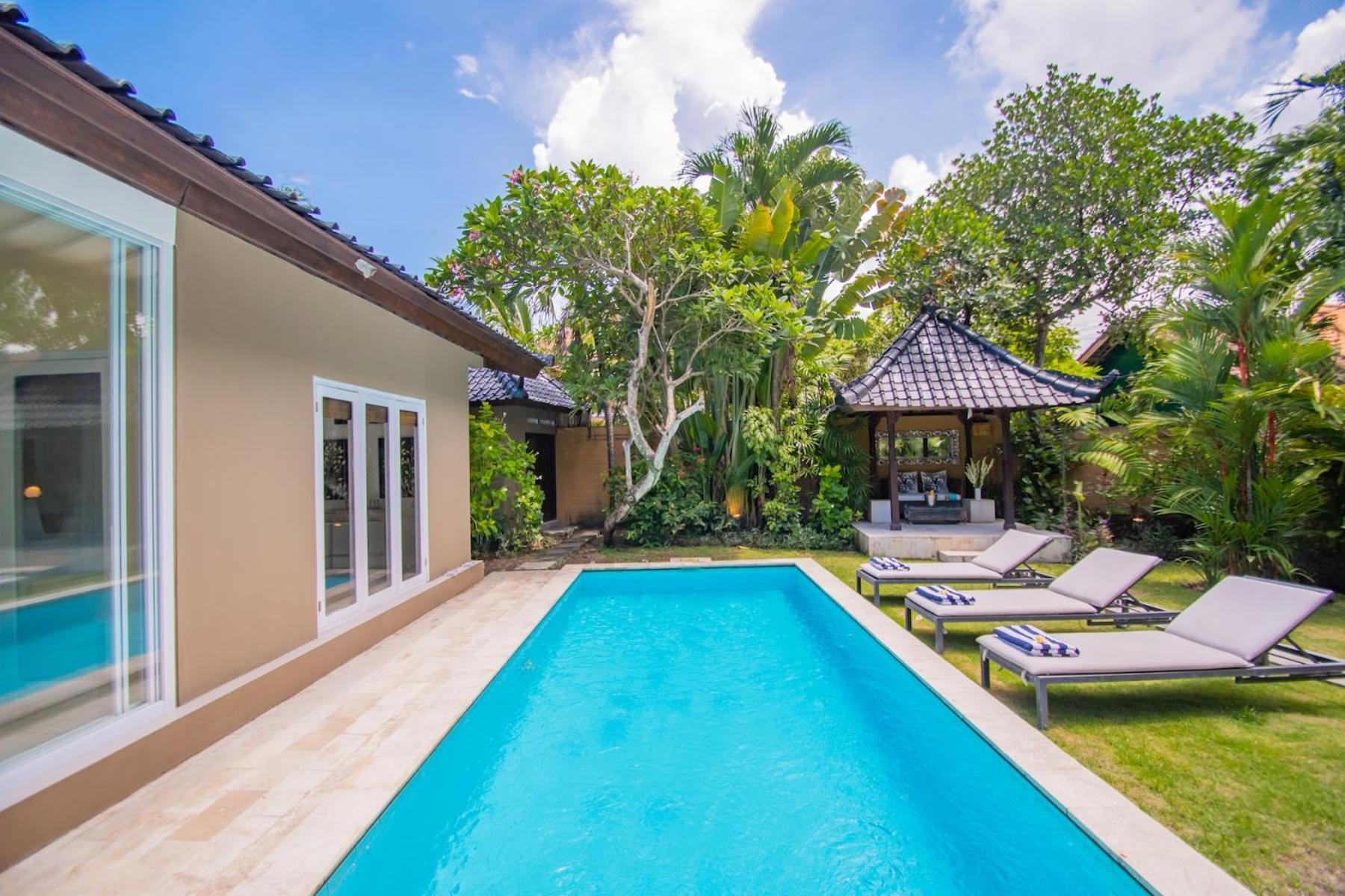 Villa Sitara, Sitara Villa Group スミニャック エクステリア 写真