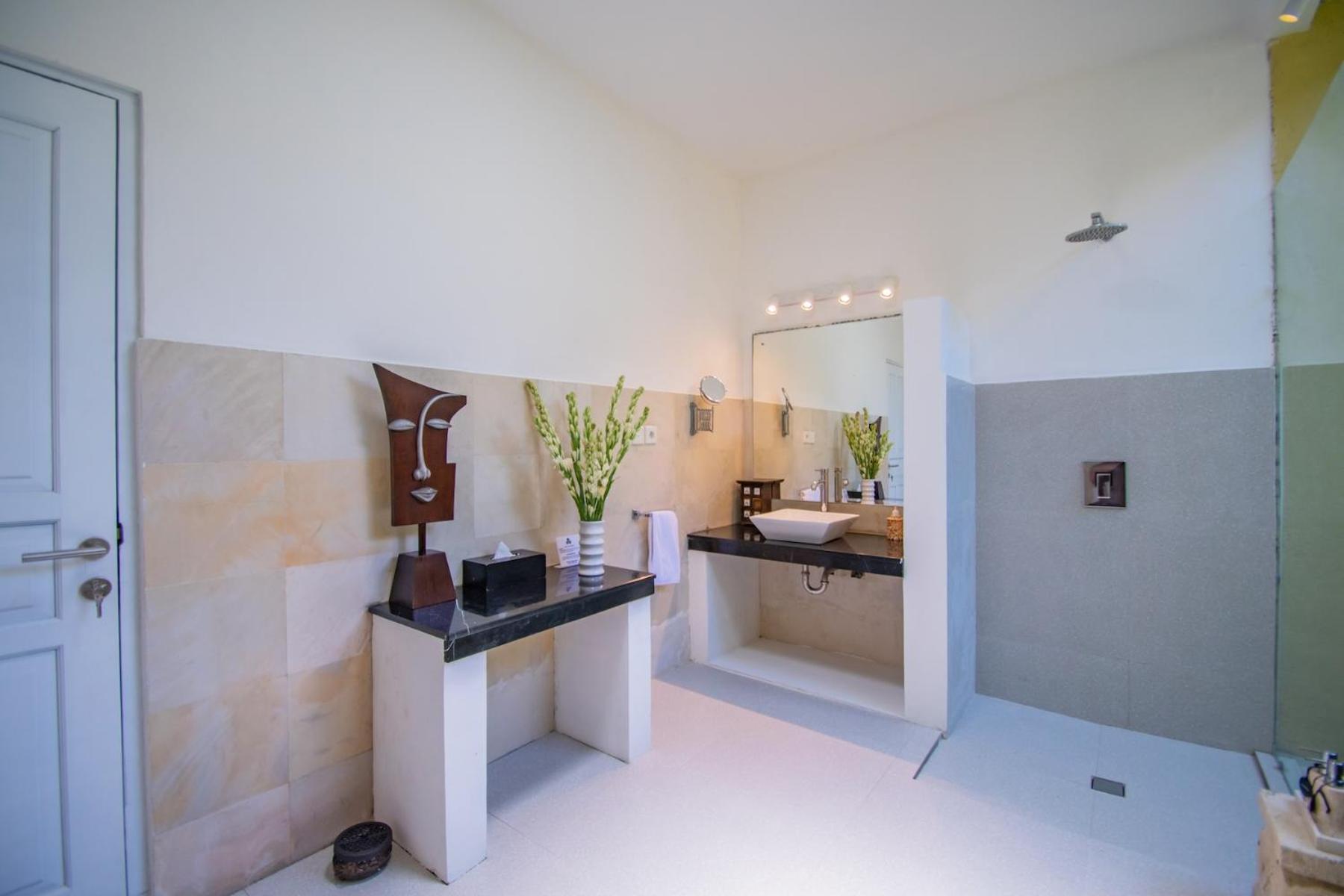 Villa Sitara, Sitara Villa Group スミニャック エクステリア 写真