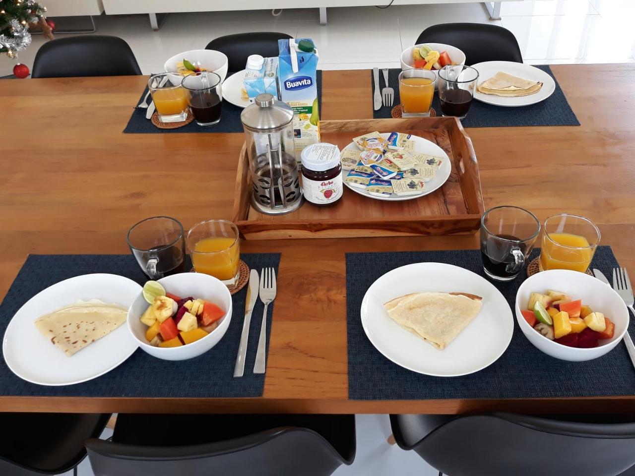 Villa Sitara, Sitara Villa Group スミニャック エクステリア 写真
